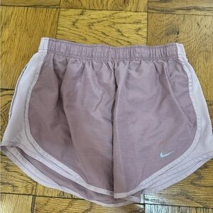 Light pink Nike women’s athletic shorts. Size large. Dry fit